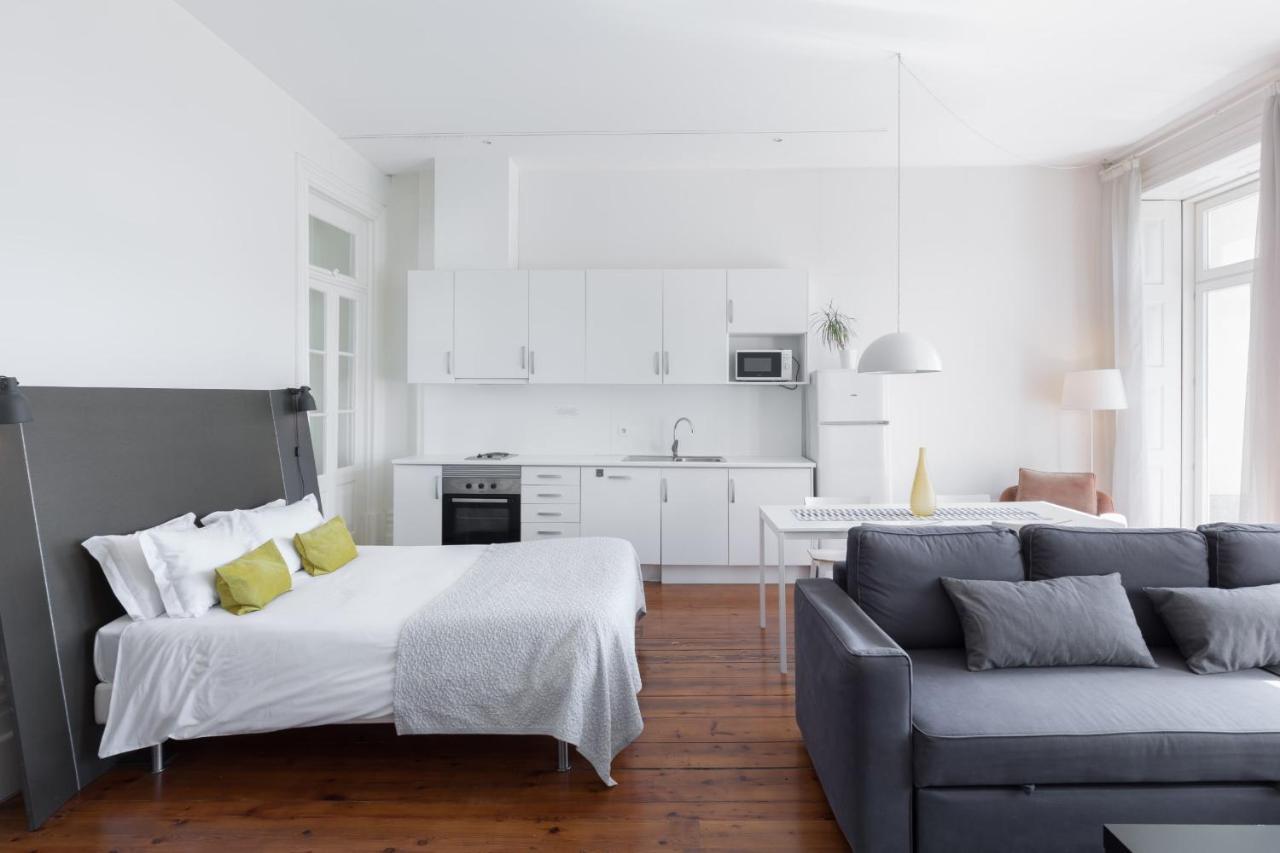 Guestready - Ayres Studio W Balcony Garden OOporto Esterno foto