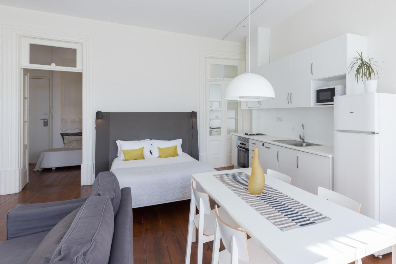 Guestready - Ayres Studio W Balcony Garden OOporto Esterno foto