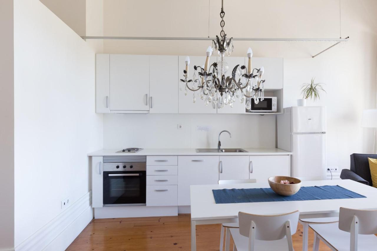 Guestready - Ayres Studio W Balcony Garden OOporto Esterno foto