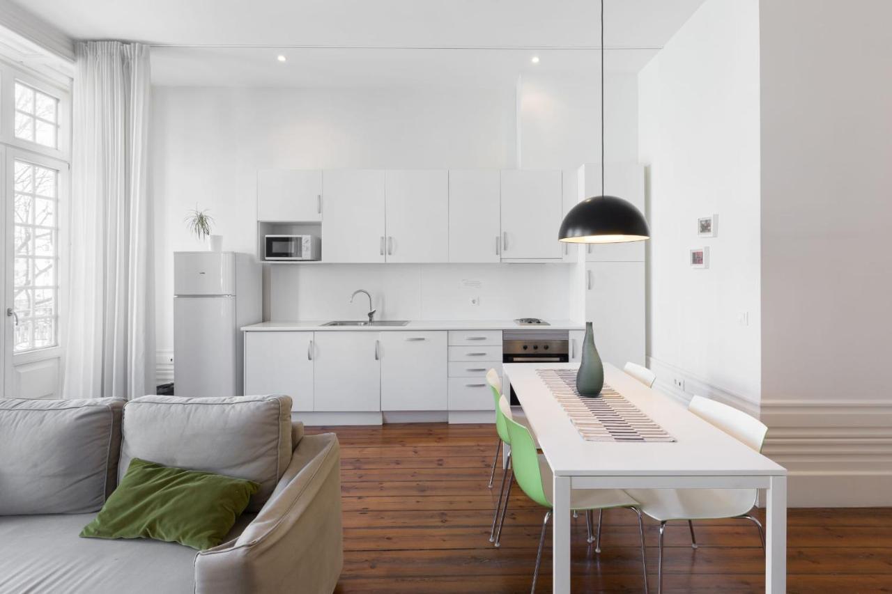 Guestready - Ayres Studio W Balcony Garden OOporto Esterno foto