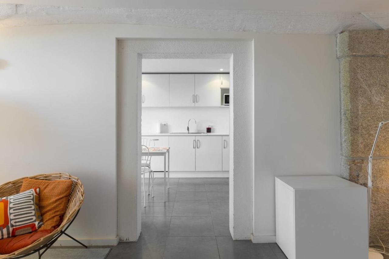Guestready - Ayres Studio W Balcony Garden OOporto Esterno foto
