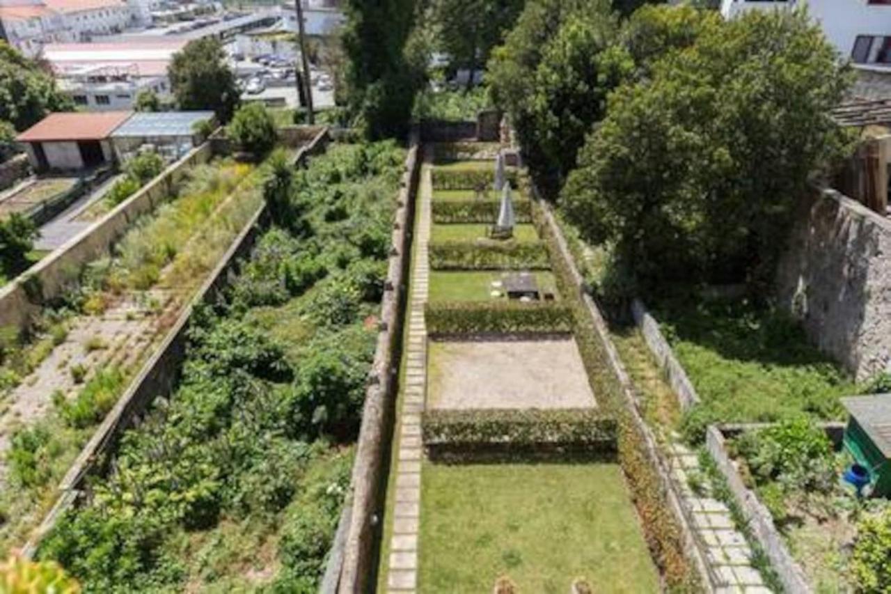 Guestready - Ayres Studio W Balcony Garden OOporto Esterno foto