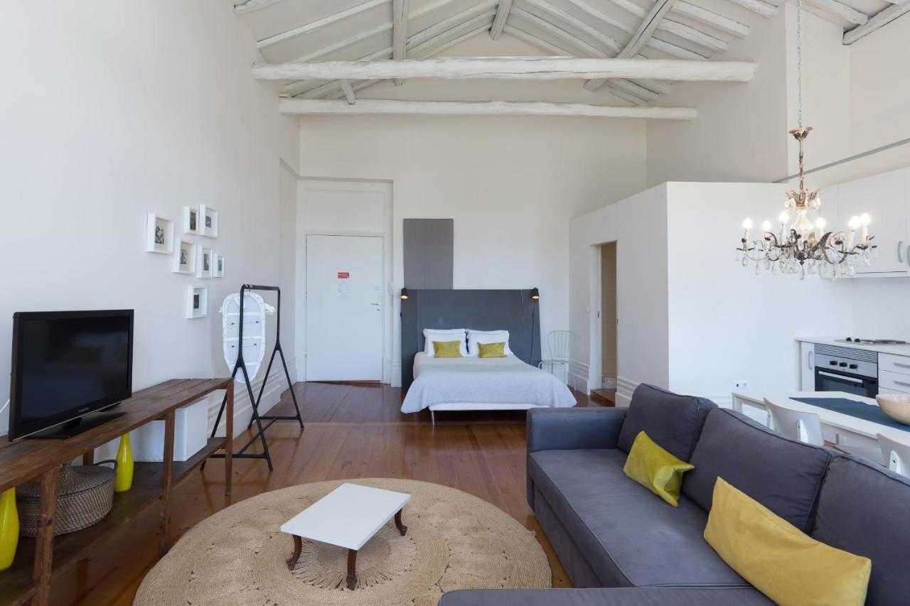 Guestready - Ayres Studio W Balcony Garden OOporto Esterno foto