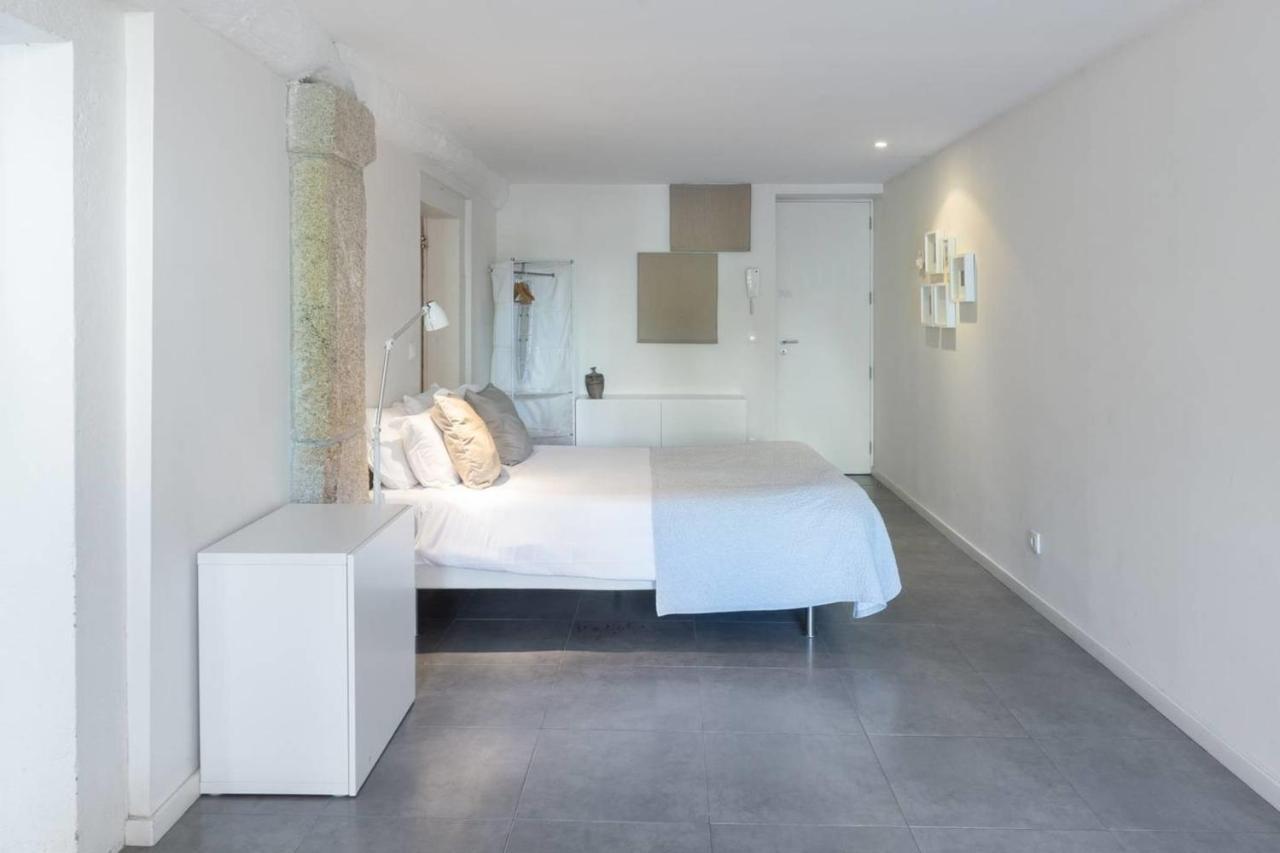 Guestready - Ayres Studio W Balcony Garden OOporto Esterno foto