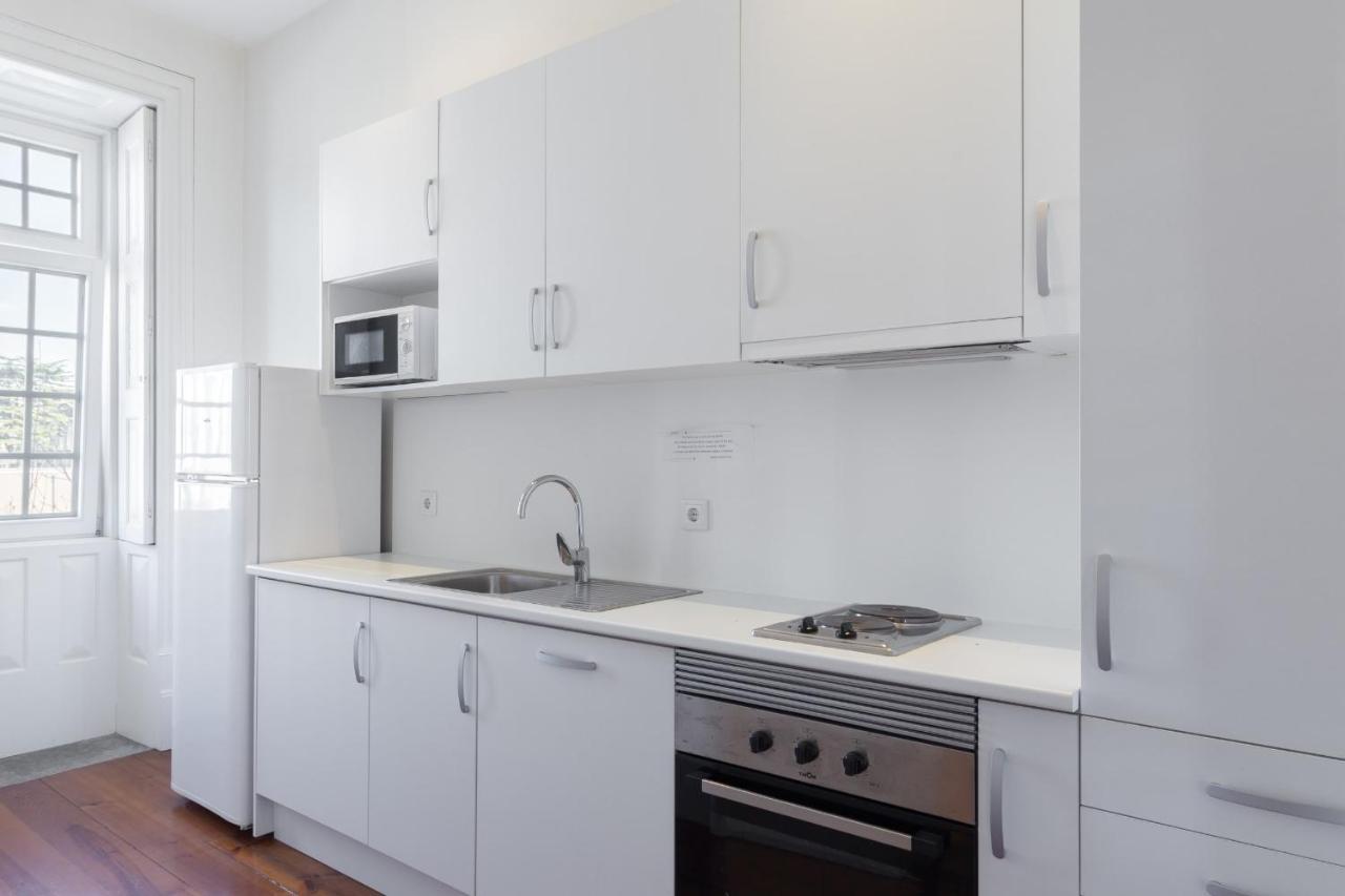 Guestready - Ayres Studio W Balcony Garden OOporto Esterno foto